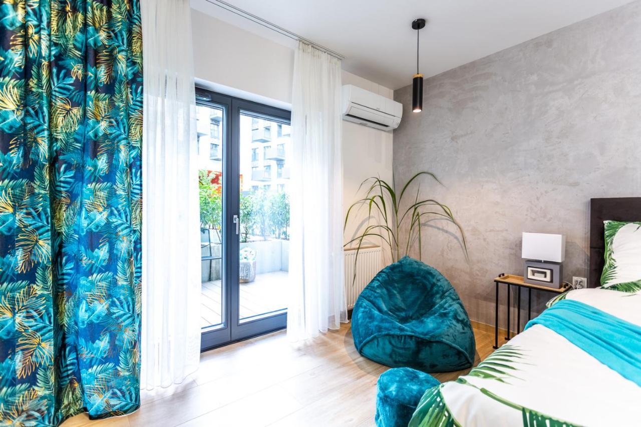Luxurycity Apartment With Terrace วรอตซวาฟ ภายนอก รูปภาพ